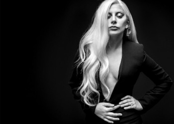 Lady Gaga-მ არჩევანი კიდევ ერთ ქართველ დიზაინერზე შეაჩერა